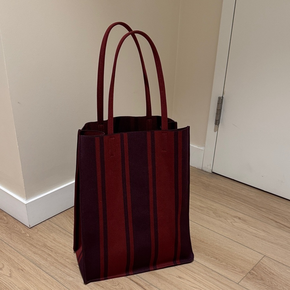 COS tote bag